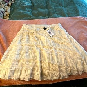 White mini lace smocked waist skater skirt Torrid NWT